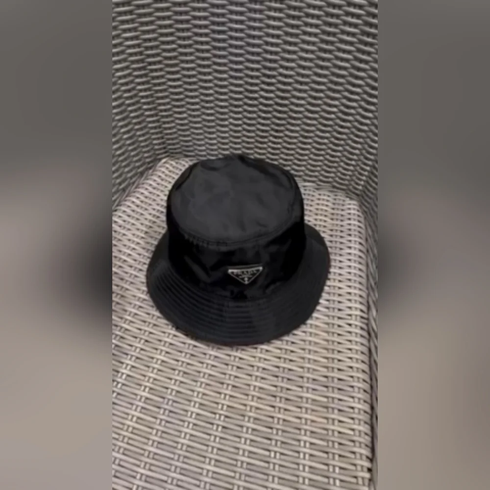 Unisex bucket hat - Picture 2 of 3